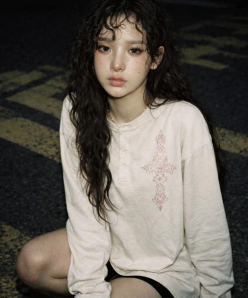 [UNISEX]SIM CROSS 헨리넥 롱슬리브 티셔츠_2color