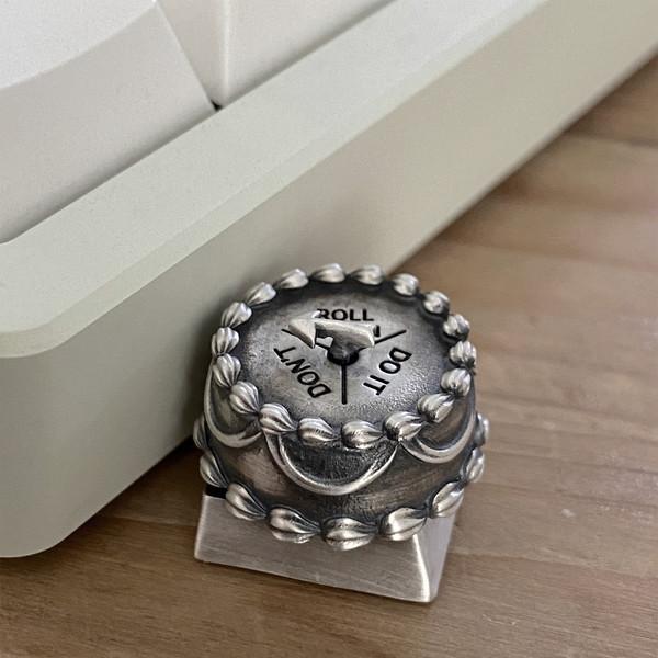 016 포춘 텔러 케이크 (엔틱) Fortune teller cake _ artisan keycap silver 925