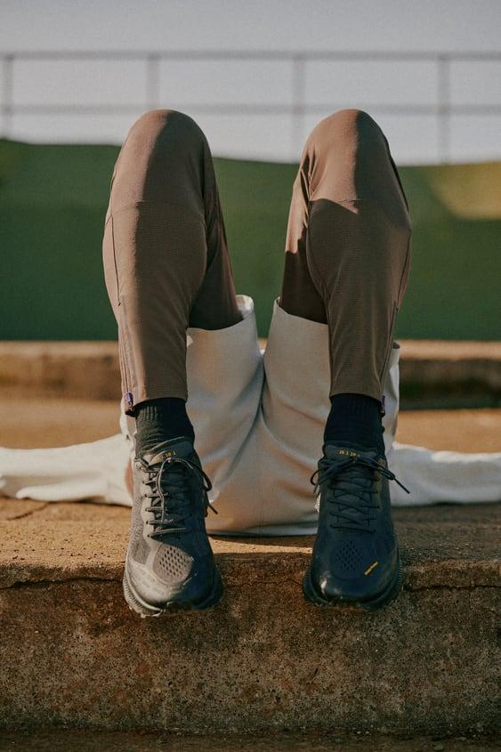 러닝 스니커즈 VIBRAM® ATHLETICZ