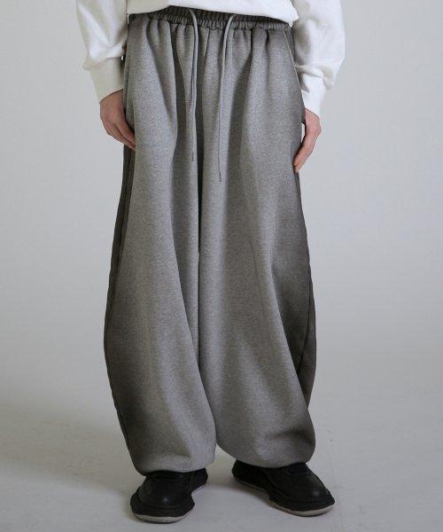 빅 벌룬 스웻팬츠 더티 그레이