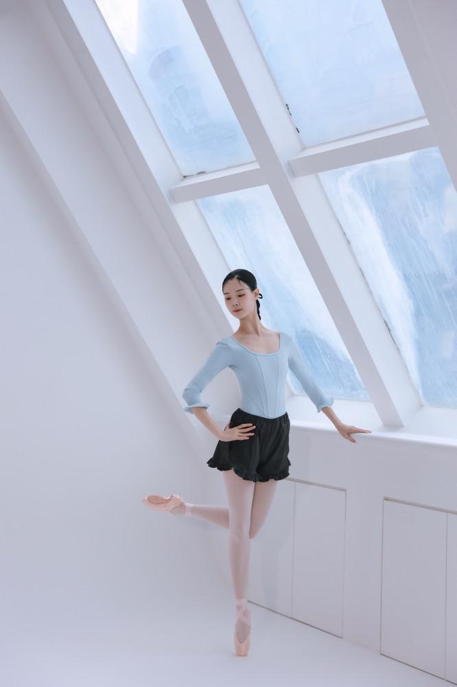 [발레팬츠] Jete shorts (Charcoal) 오드온튜튜 성인발레복