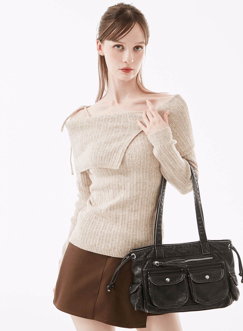 드라노 언발 울 오프숄더 니트