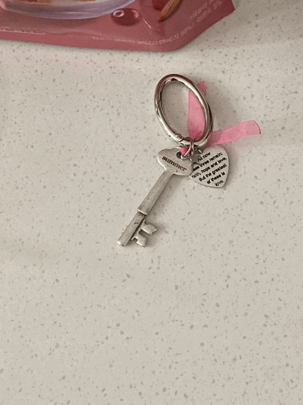 pink ribbon keyring [각인]