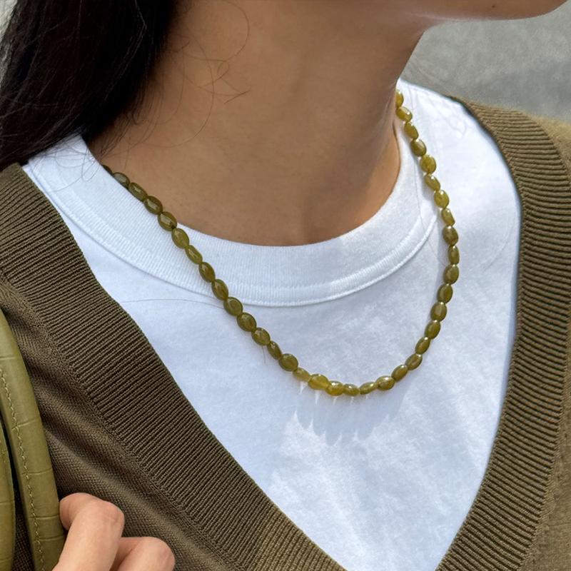 Pebble necklace_Olive