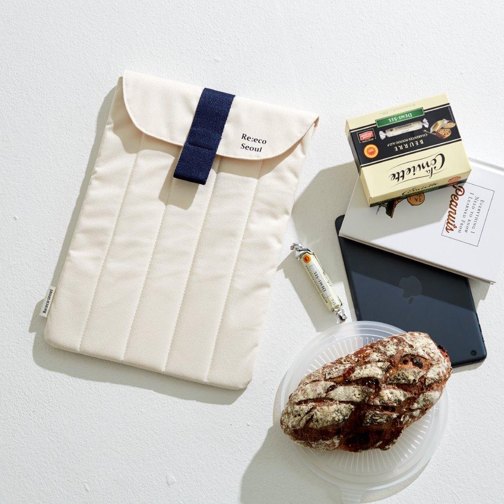 리에코 스콘 랩탑 파우치  Navy  (Re:PET line)