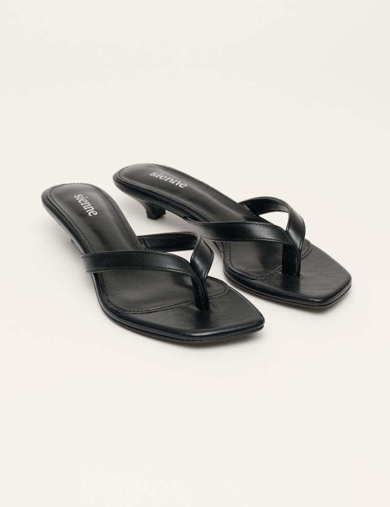 Low Flip Flop Sandals (Black)
