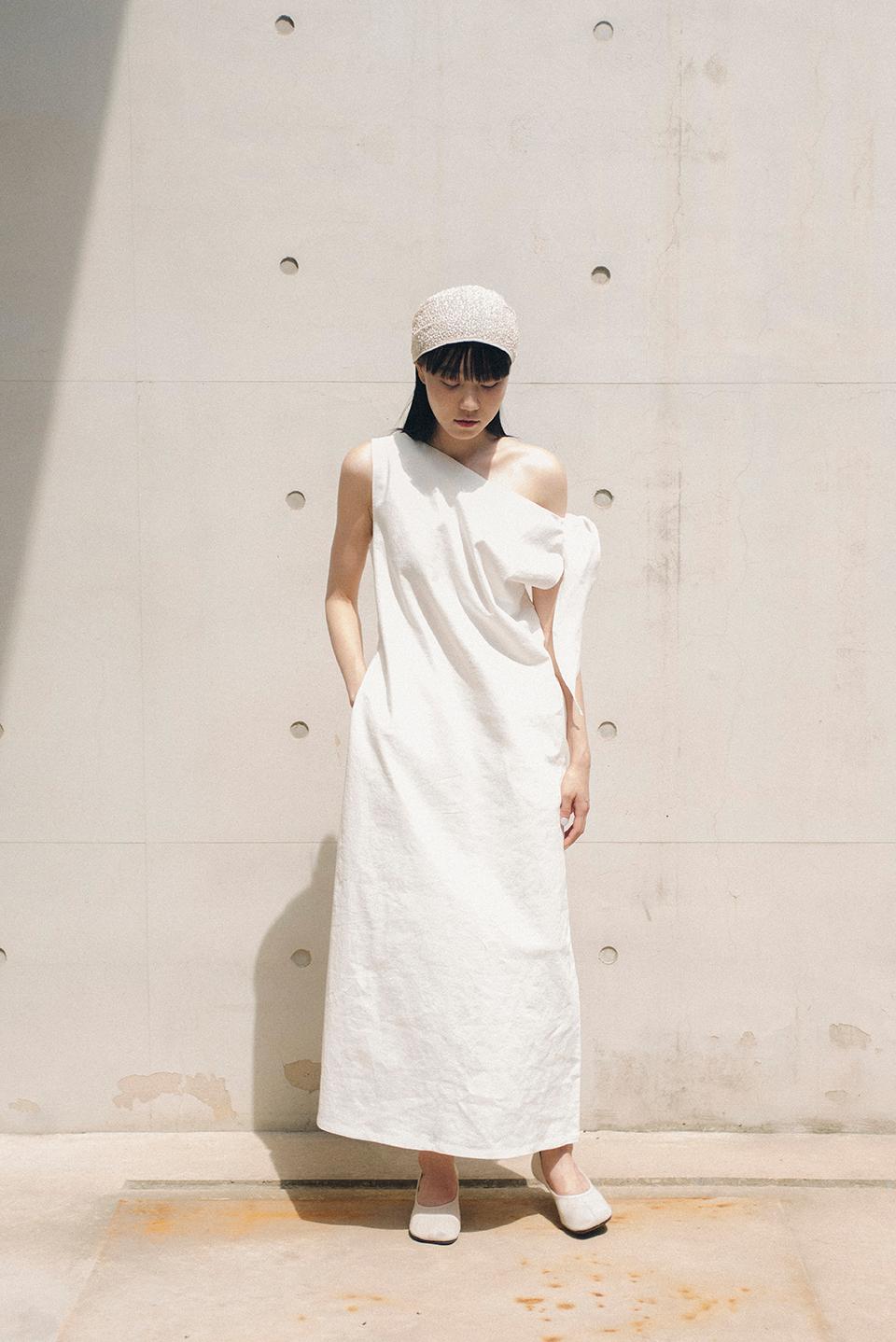 FORET UNBAL ONE-PIECE / WHITE