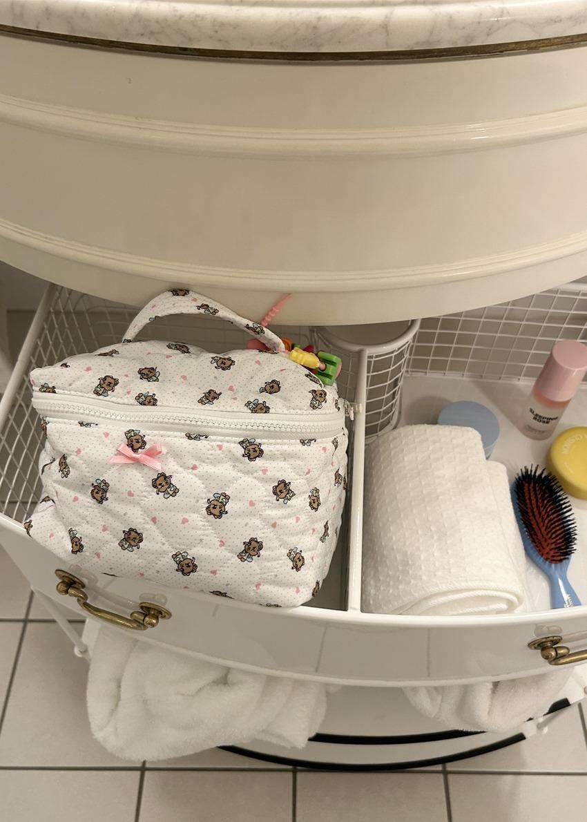 Lucky morebear large cosmetic case bag White