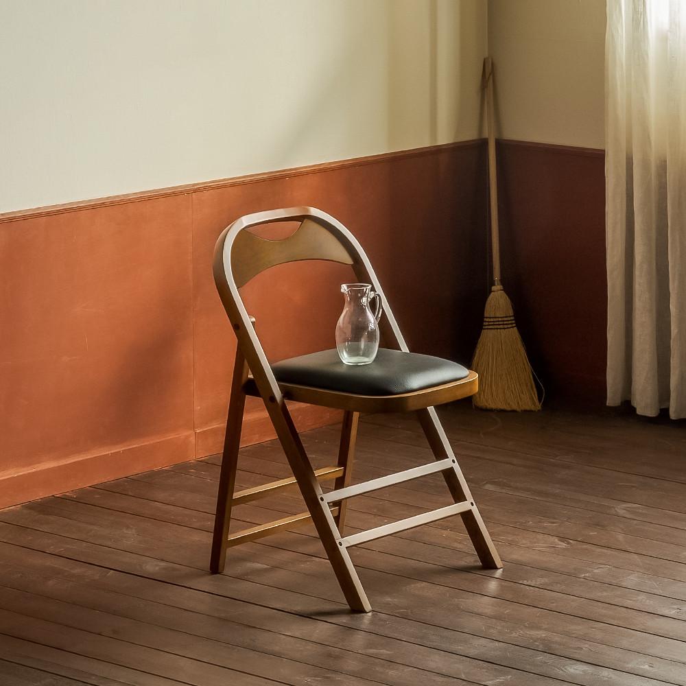 [장미맨숀] 애나 원목 카페 접이식 의자