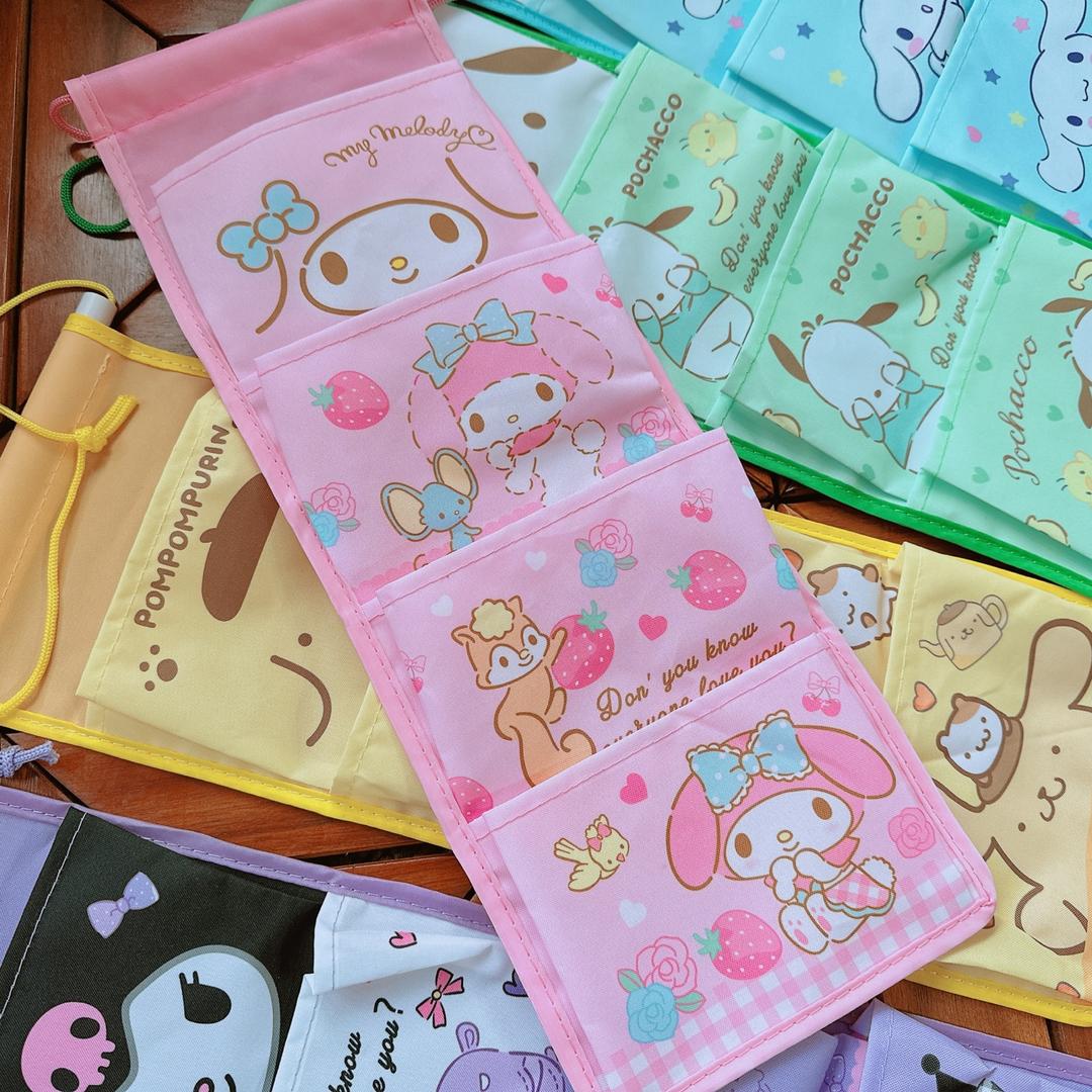 산리오 벽걸이 행거 포켓 수납 정리함 진열대 선반 쿠로미 시나모롤 마이멜로디 포차코