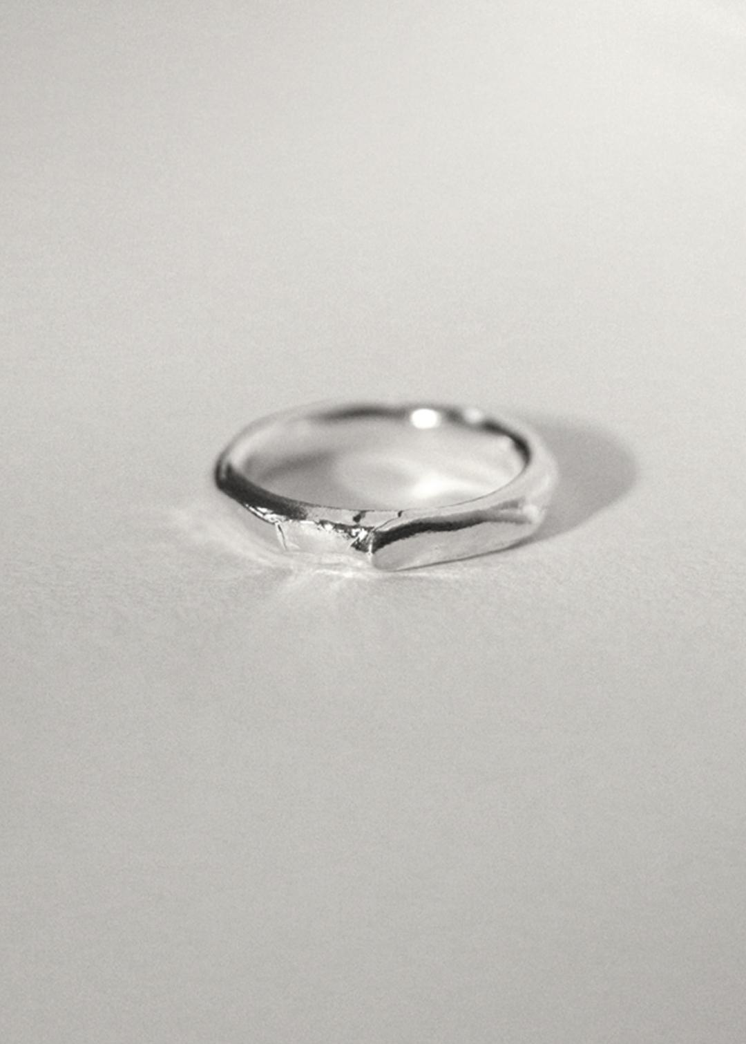 Paper Touch Ring "메세지를 전하다\"