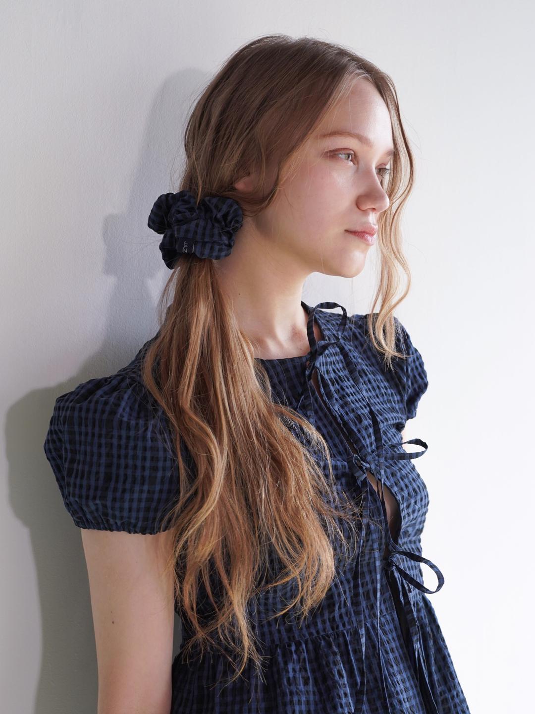 CHECK PATTERN SCRUNCHIE