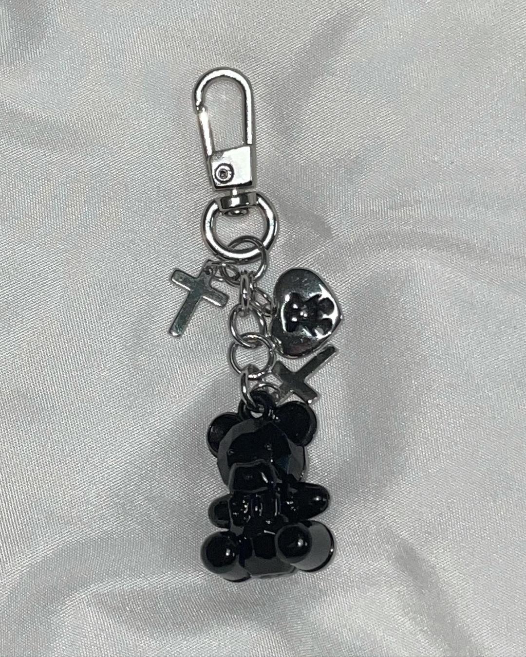 *black bear key ring*