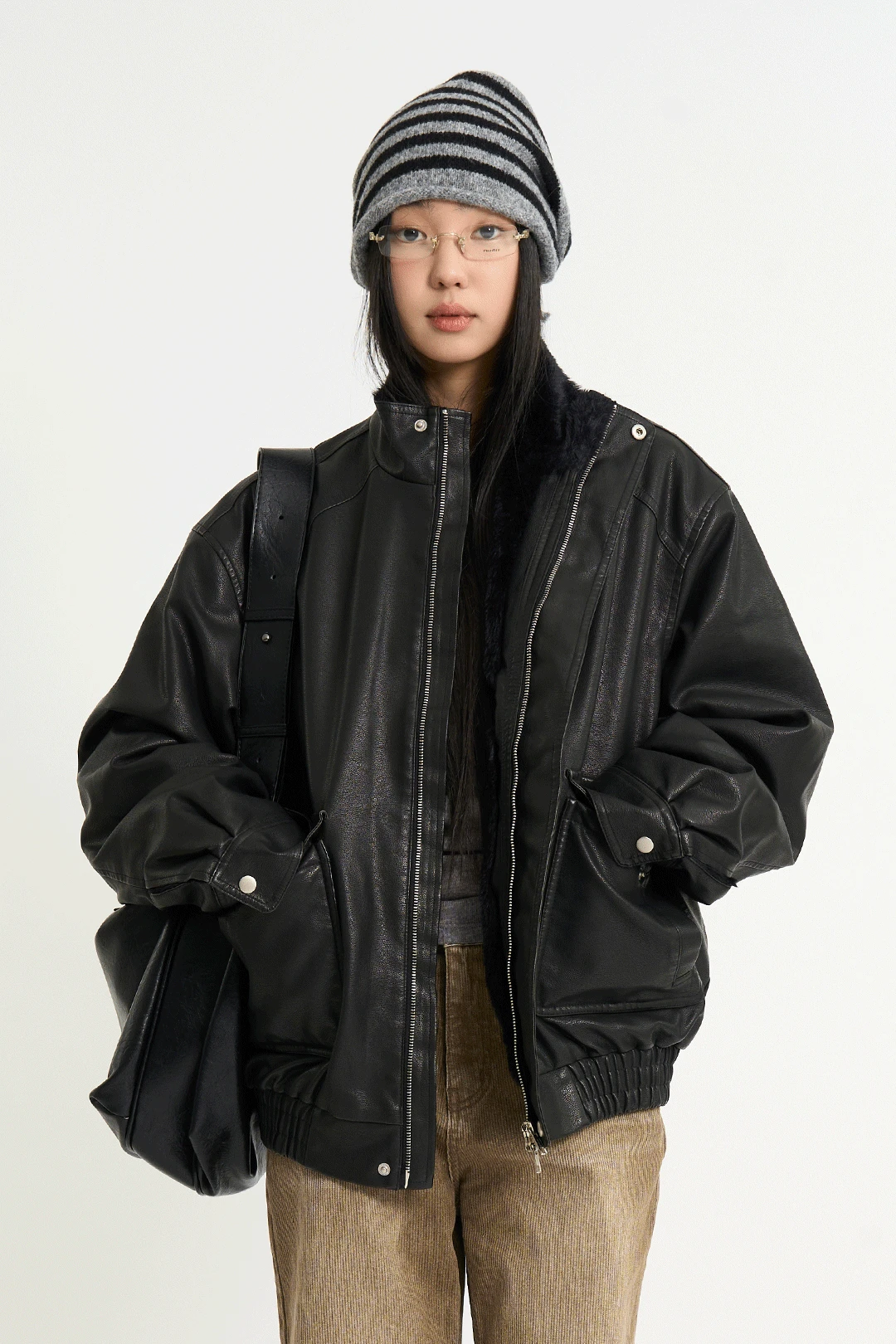 [주문폭주] 퍼 라이닝 레더 블루종 점퍼