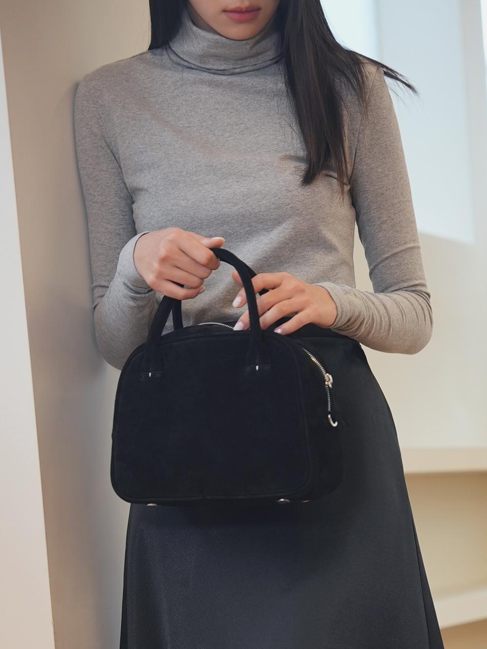 1993 classic square bag (suede black)