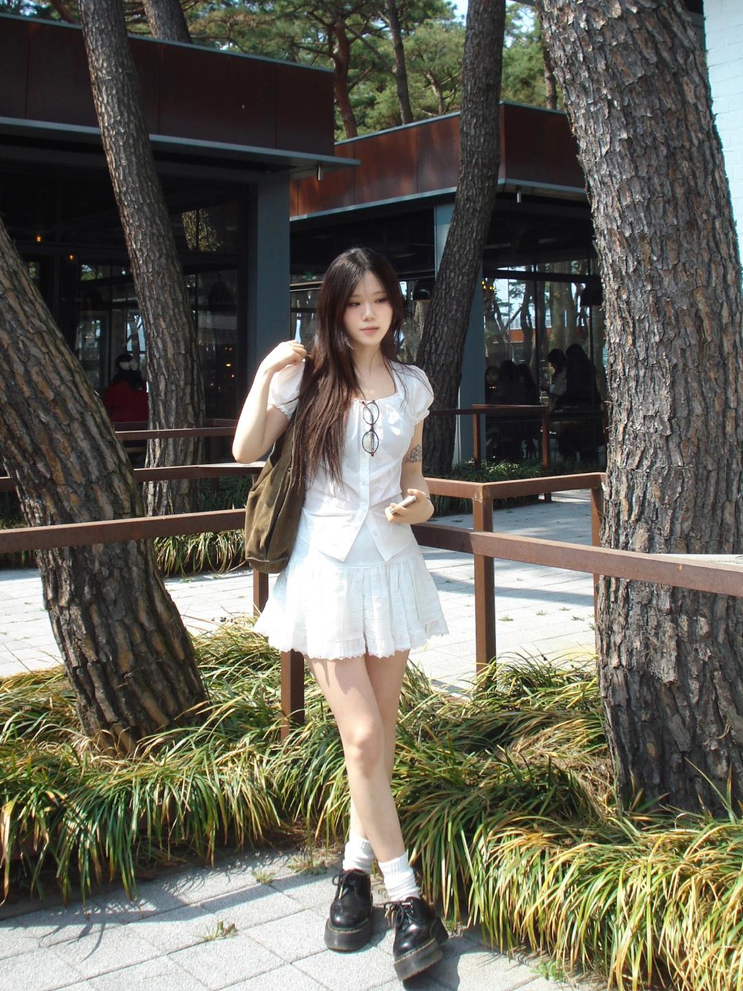 ning frill blouse
