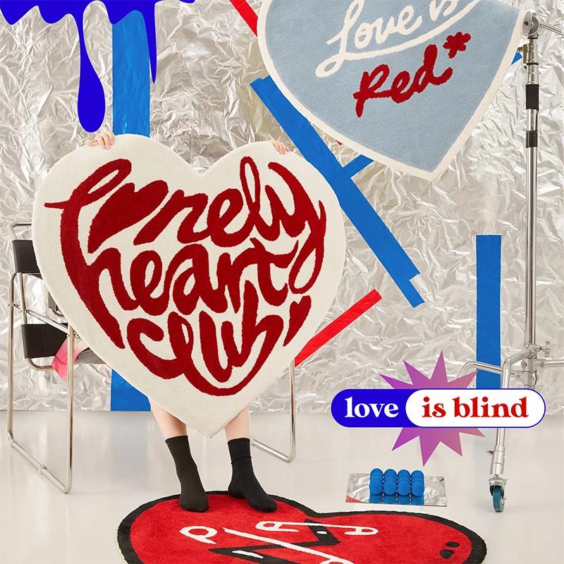 불규칙한 침실 장식 플러시 카펫, 푹신하고 부드러운 라운지 러그, 홈 워셔블 하트 모양 바닥 매트, 거실용 북유럽 카펫