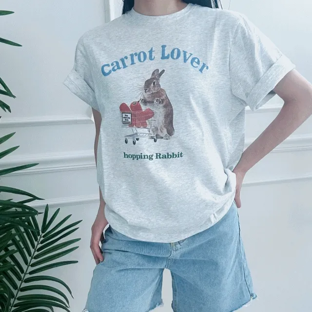 캐롯러버 토끼 캐릭터 레터링 라운드 루즈핏 반팔 티셔츠