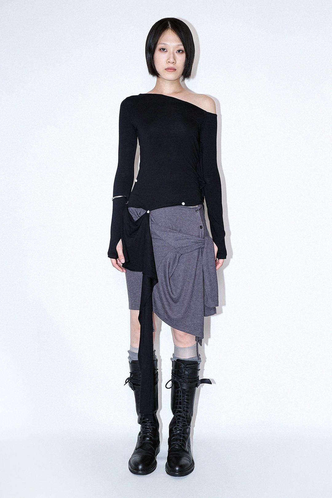 DRAPE MULTI BUTTON TOP_BLACK