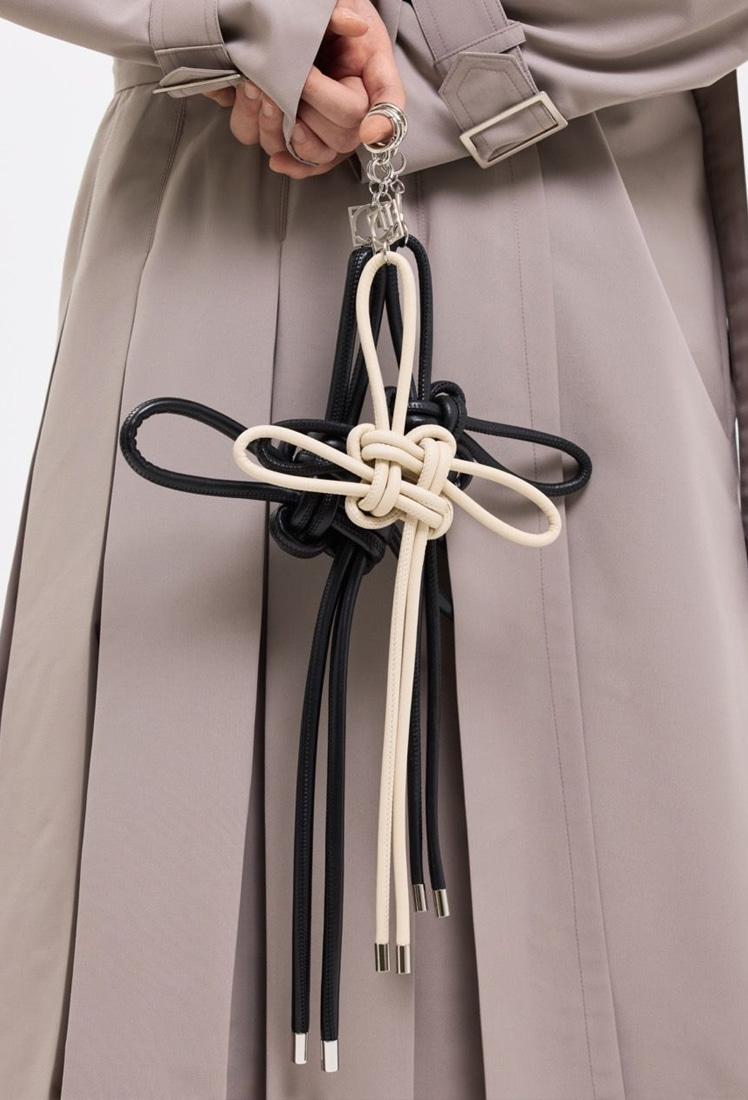 비건 레더 매듭 노리개