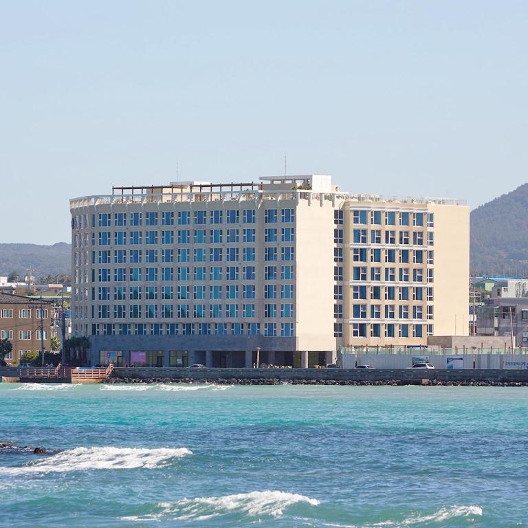 세인트 비치 호텔 (Saint Beach Hotel)