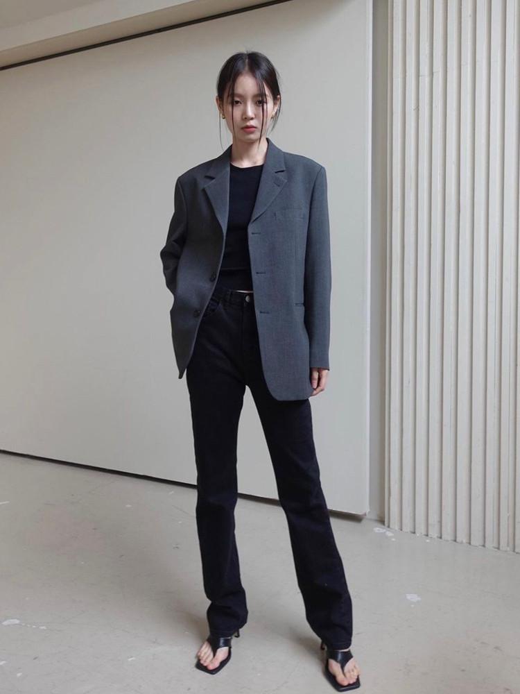 (전사이즈당일) 바질인보틀 스판부츠컷 블랙 데님