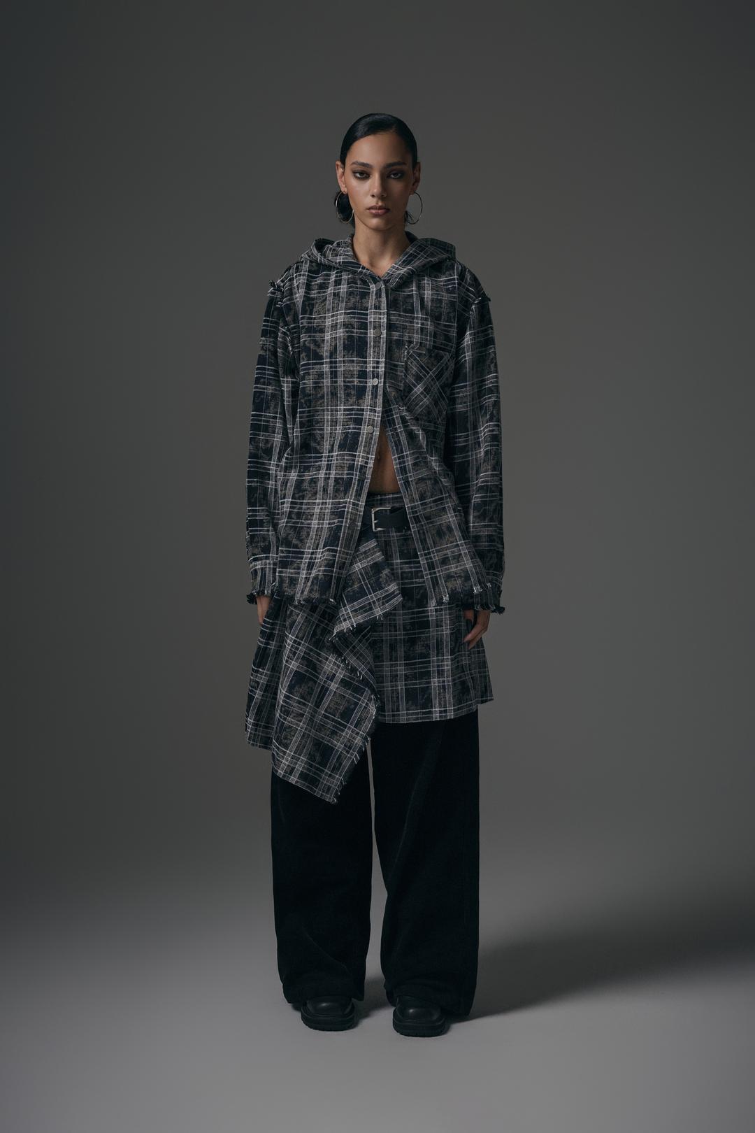 Spread Check Fringe Set- Up Hoodie Shirts [ Black ]