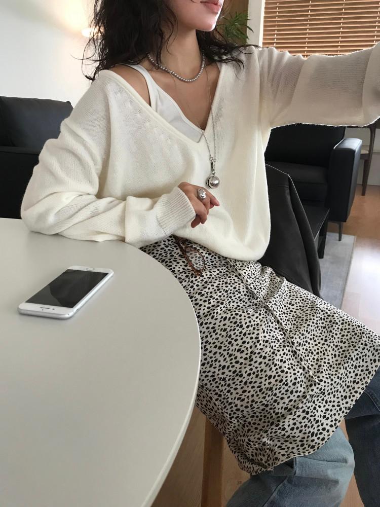 리버시블 울 딥브이넥 니트 3color