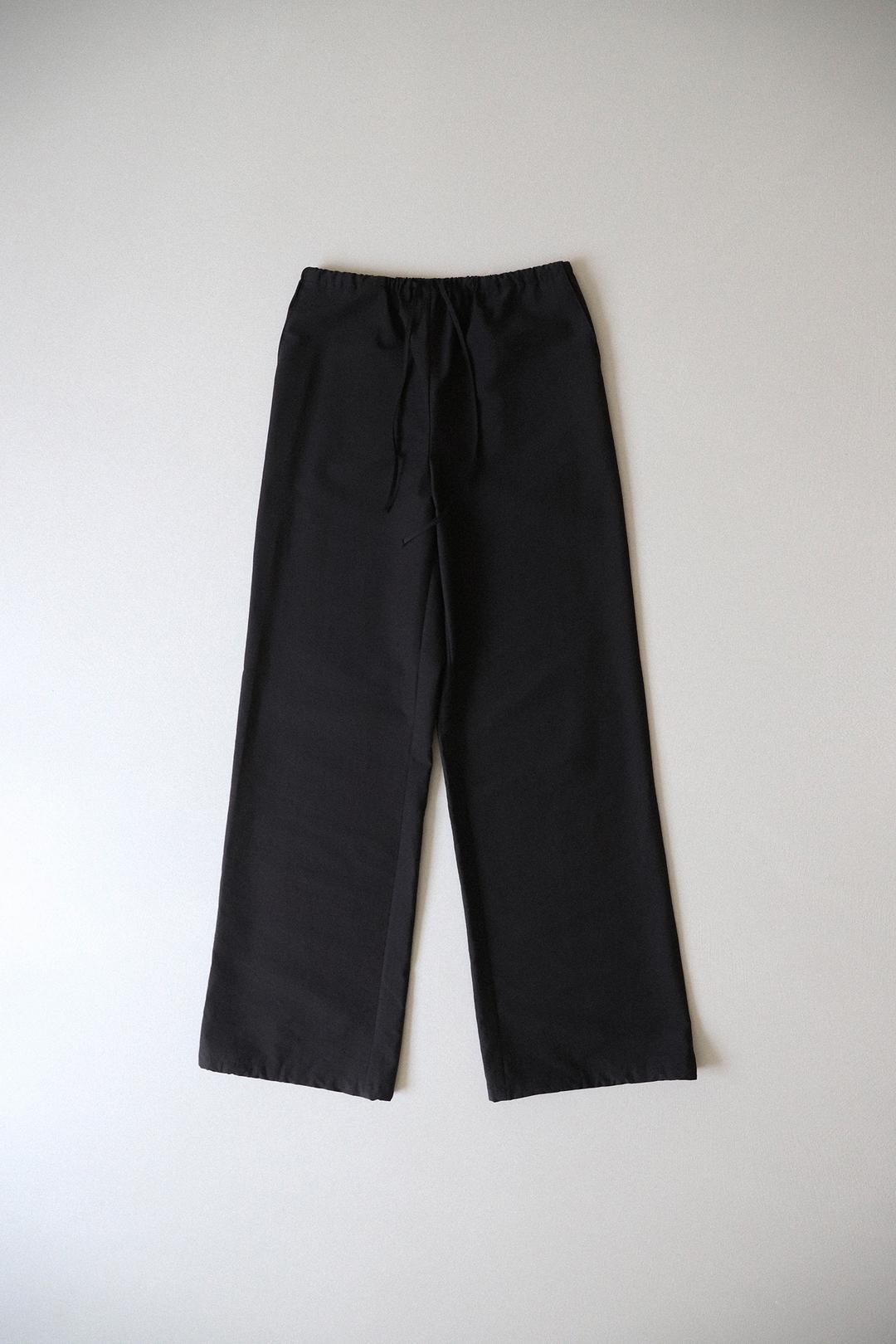 STRAIGHT 2-WAY PANTS - BLACK