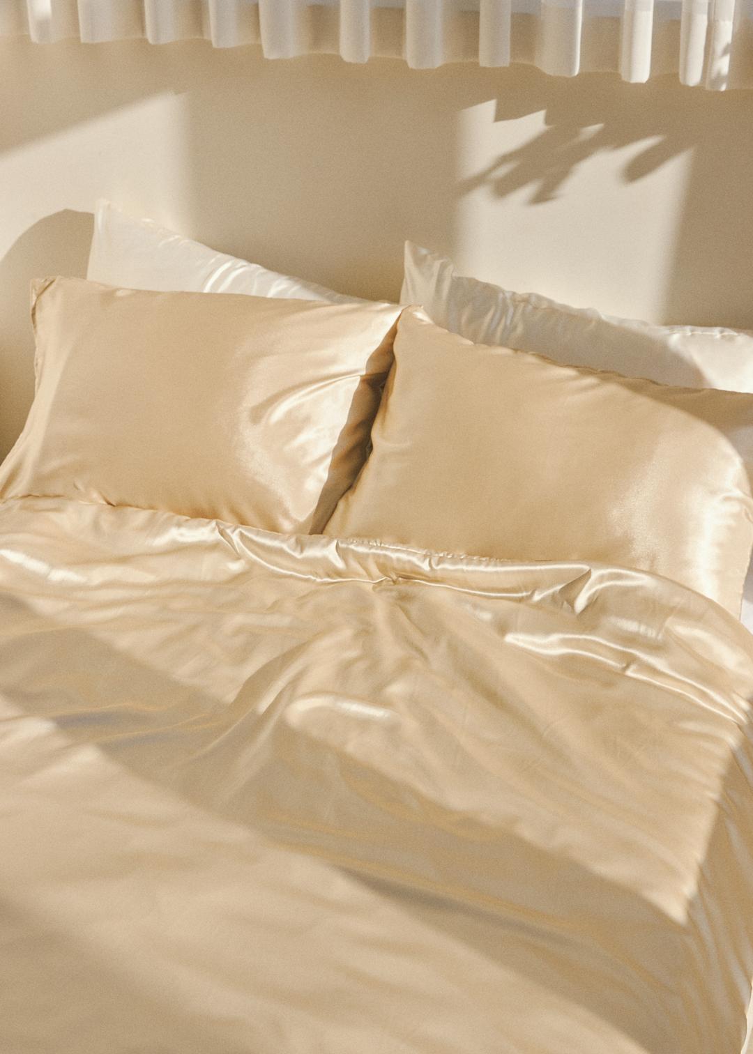 Champagne Satin 베개커버