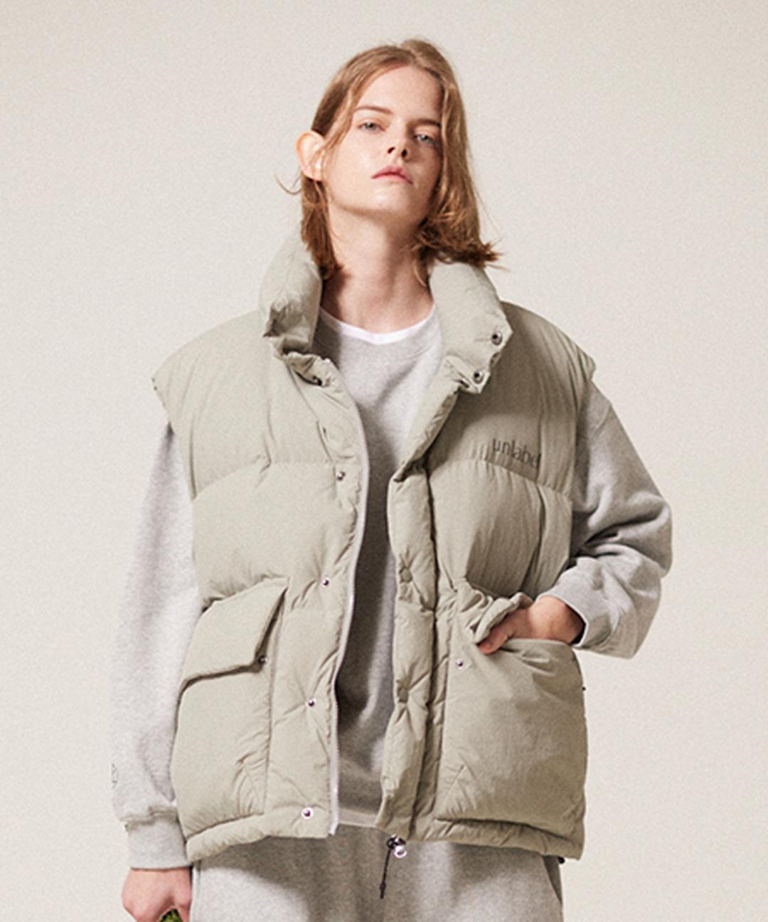 언레이블 22FW 다운 베스트 그레이