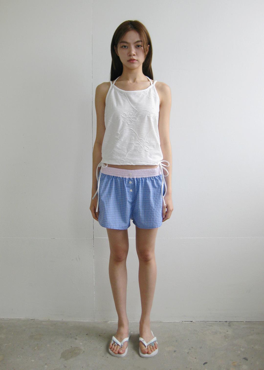 Flower Halter Sleeveless Top_Ivory