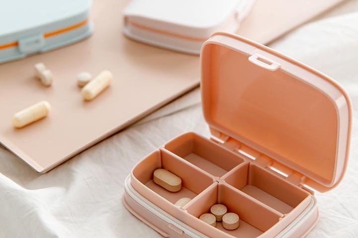 더블락 칸칸수납 휴대용 약통 알약 케이스 4칸/6칸 4colors