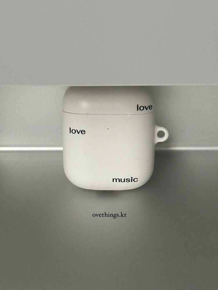 love music airpods case