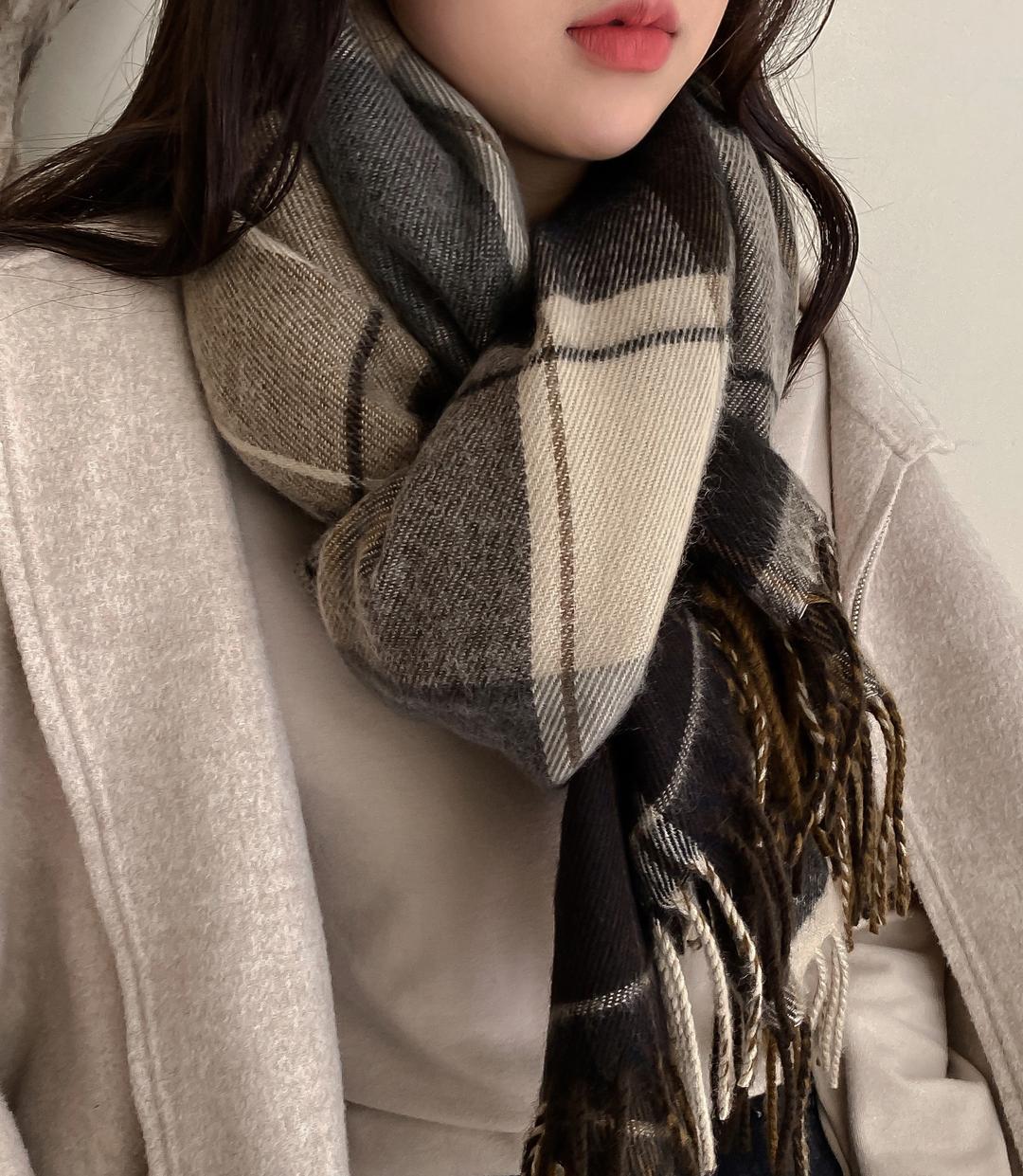[2colors] 코지 믹스체크 수술 니트 가을겨울 머플러 목도리