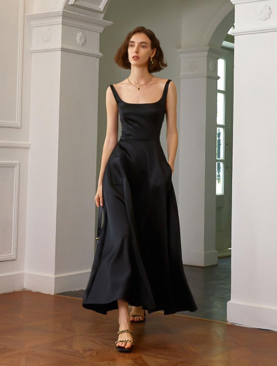 ✨뉴브랜드 20%쿠폰✨ YY side zip-up black sleeveless dress