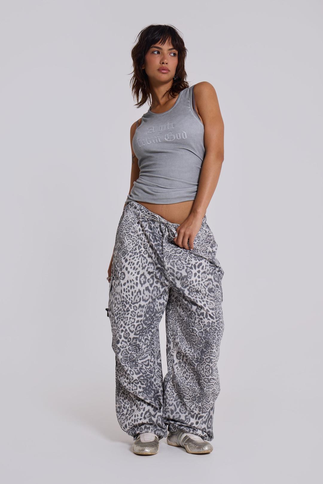 Snow Leopard Parachute Pants - M / Grey