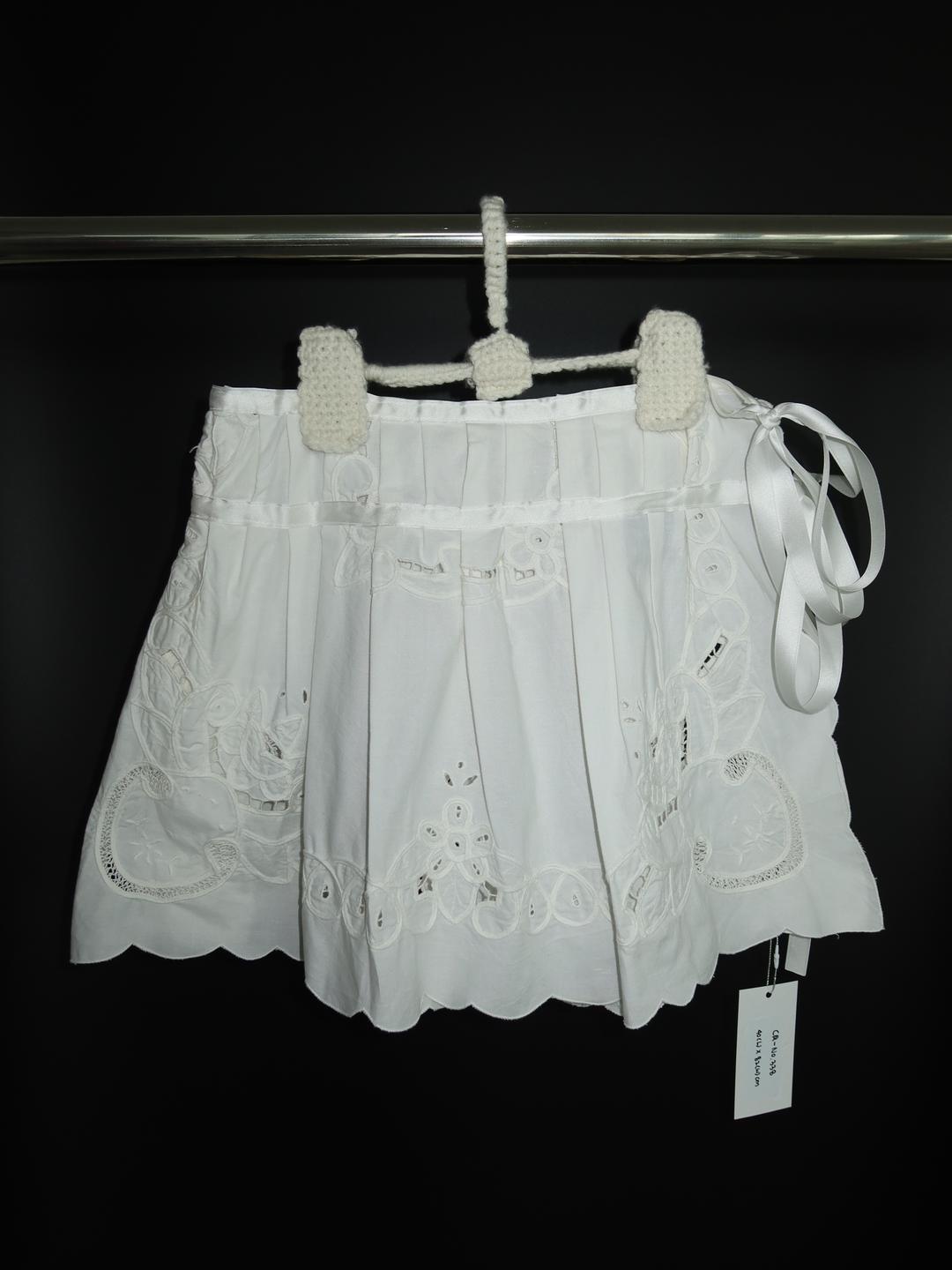 Table Skirt no.338