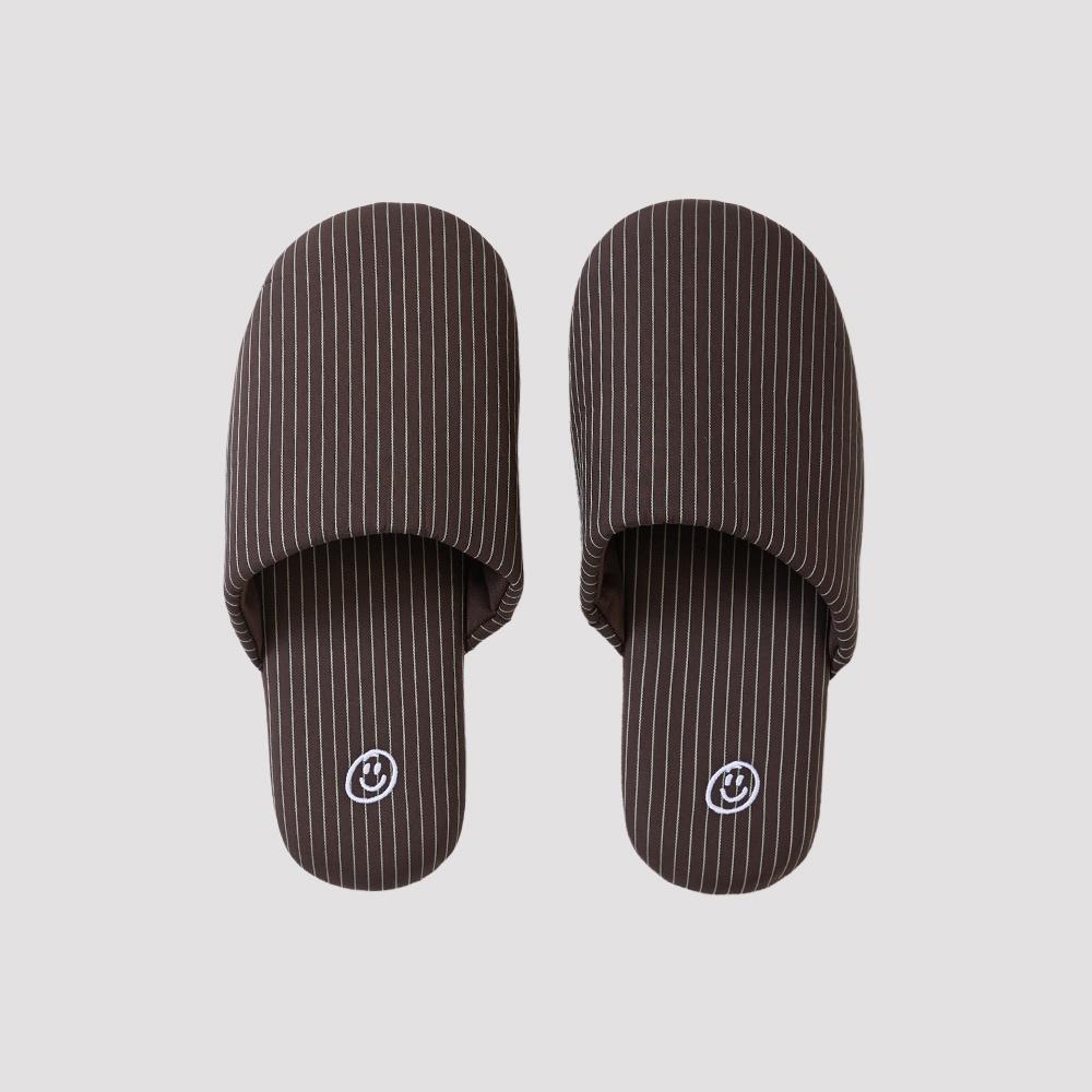ROOM SHOES BROWN STRIPE
