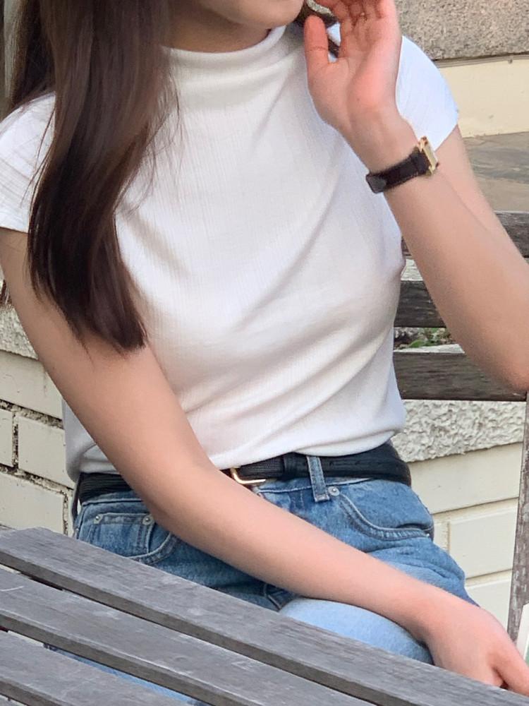 버베인 로에 모크넥 드랍숄더 티셔츠