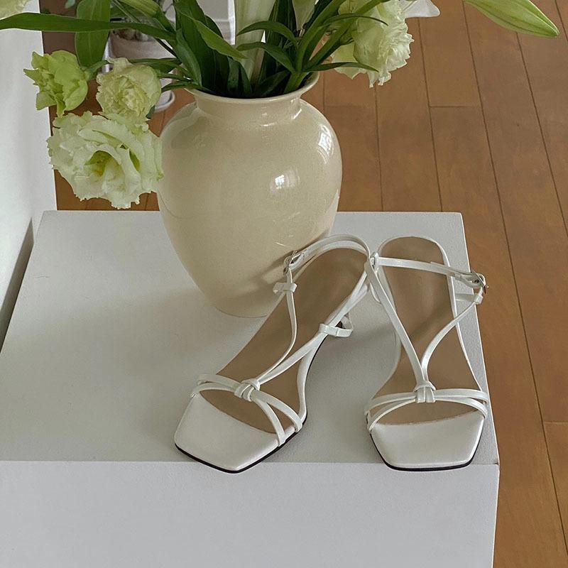 Atelier strap shose (아뜰리에 스트랩 슈즈)
