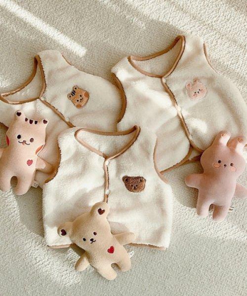 뽀글 패치 극세사 조끼