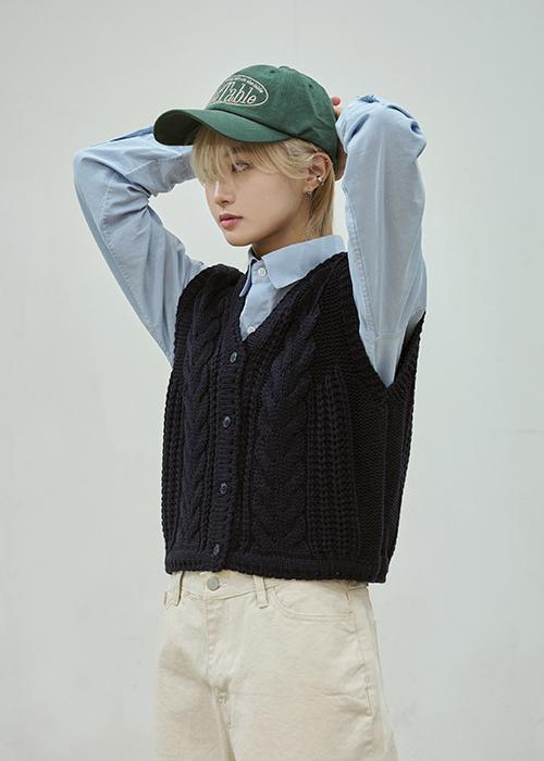 버튼 꽈배기 니트 베스트 / 2color