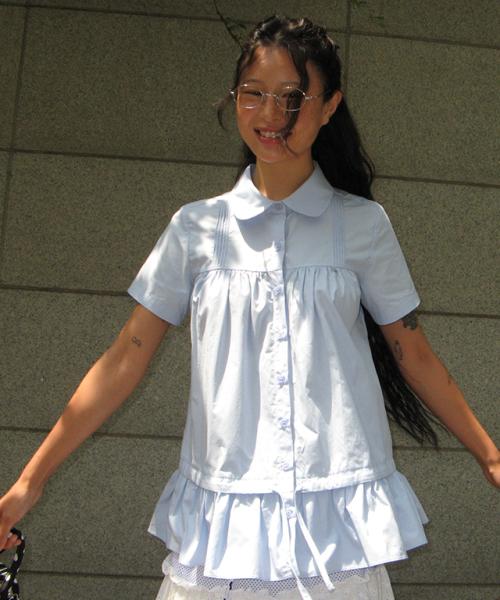 ROUND COLLAR PINTUCK SHIRRING BLOUSE SOFT BLUE