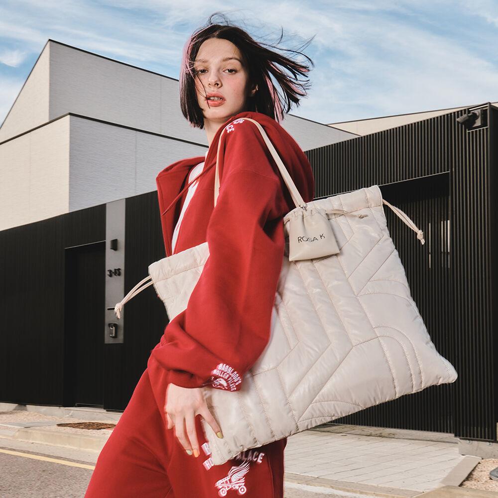 [현아 착용] 로사케이 라포쉐 쇼퍼 L 밀크아이보리_RPVFBF429IV