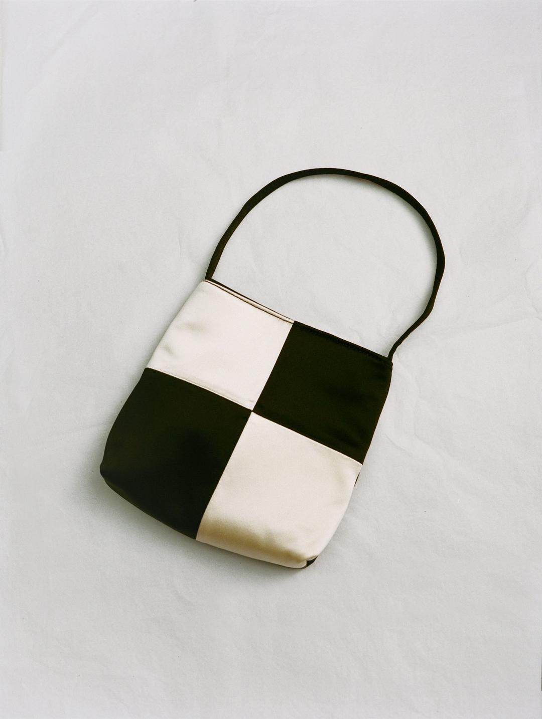 Vera Bag in Black and Ivory