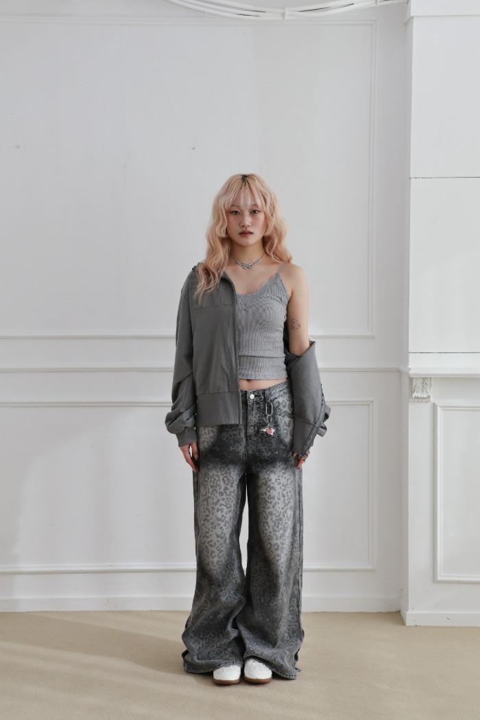 grayish leopard denim pants