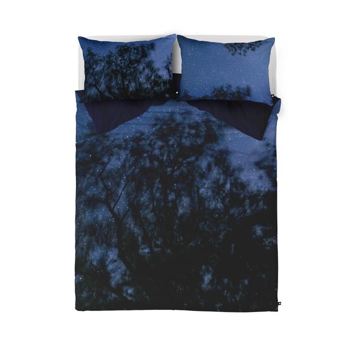 여전한 폭발의 기세 속에서 우리는 (Us, in the middle of cascading spirit of explosion) 베딩 세트