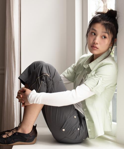 ZIP DETAIL CAPRI PANTS (CHARCOAL)