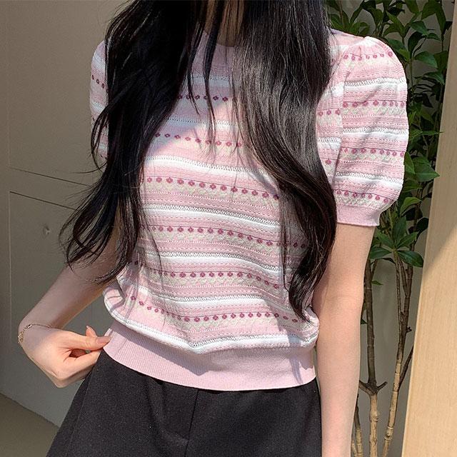 [러블리💕/도트패턴] 데이 펀칭 플라워 스트라이프 라운드 반팔 니트